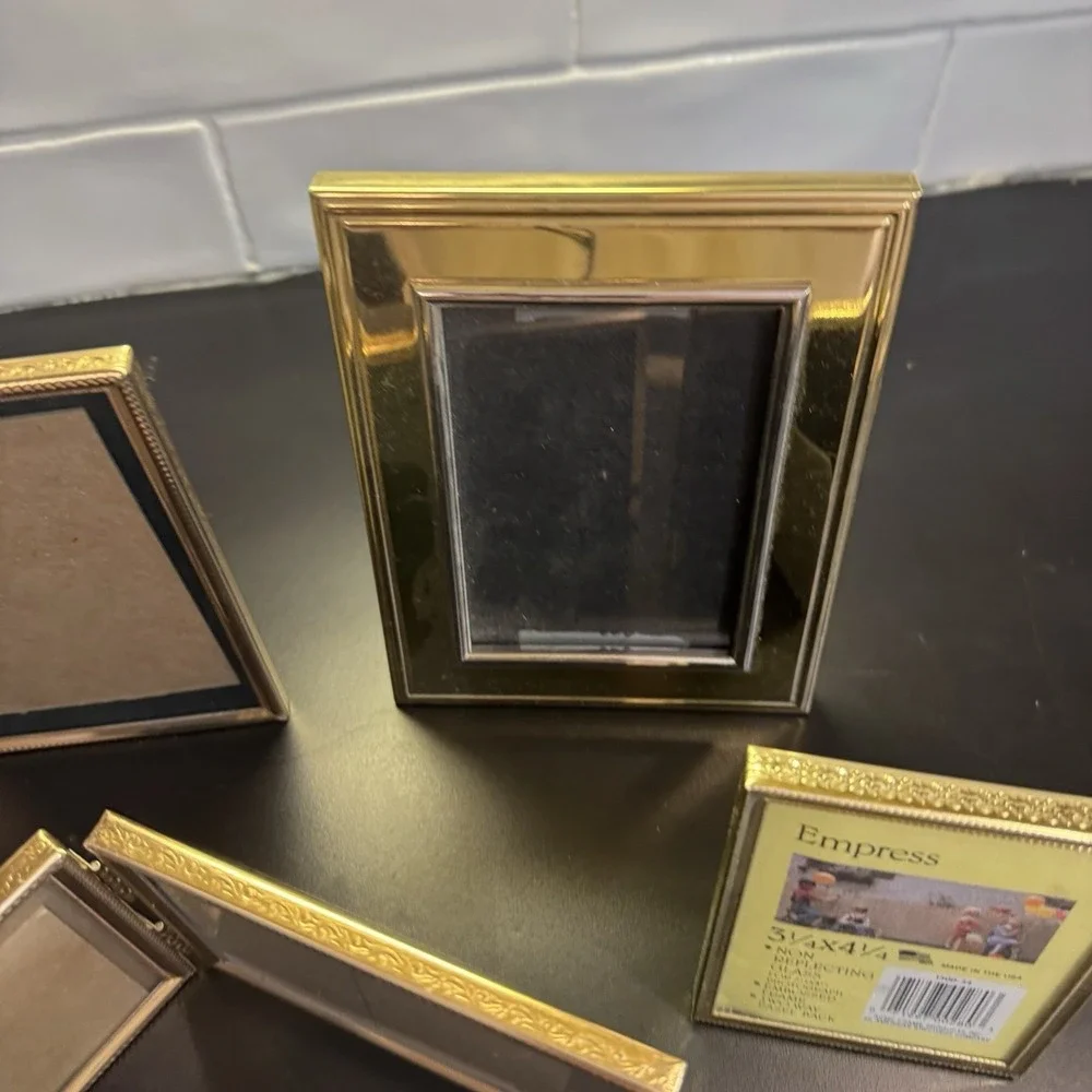 Vintage Mixed Lot Gold Tone Picture Frames 4 Frames Some Doubles